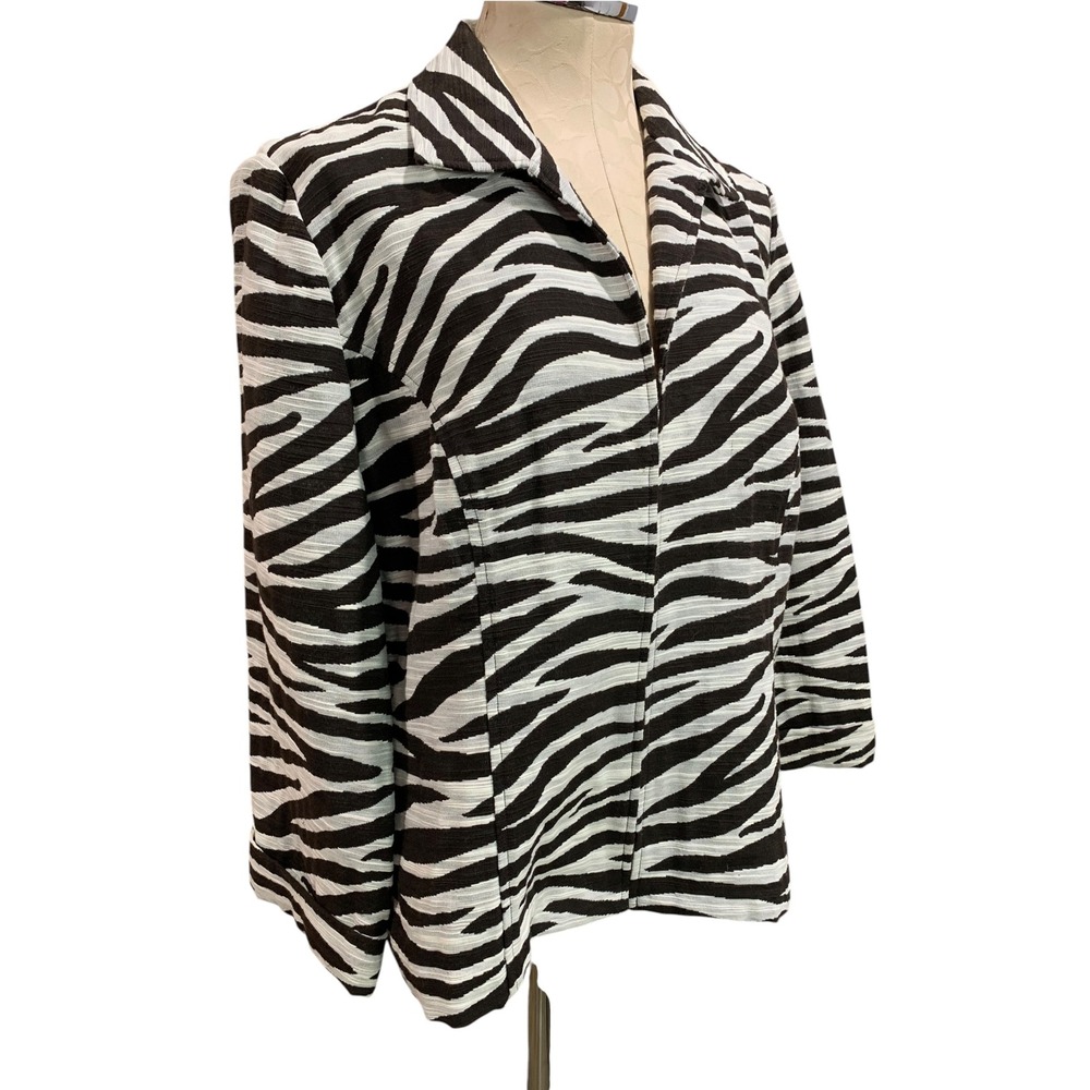 Large (12) Chicos Womens Zebra Print Stretch Jacket Blazer